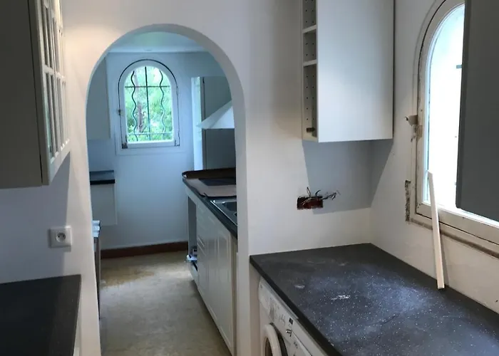 Maison Charmante, Pied Dans L'eau * Saint-Raphaël