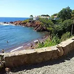 Vila La Flemmardiere Dans Crique Paradisiaque