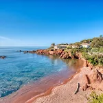 La Flemmardiere Dans Crique Paradisiaque Saint-Raphael (Var)
