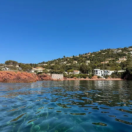 La Flemmardiere Dans Crique Paradisiaque * Saint-Raphaël